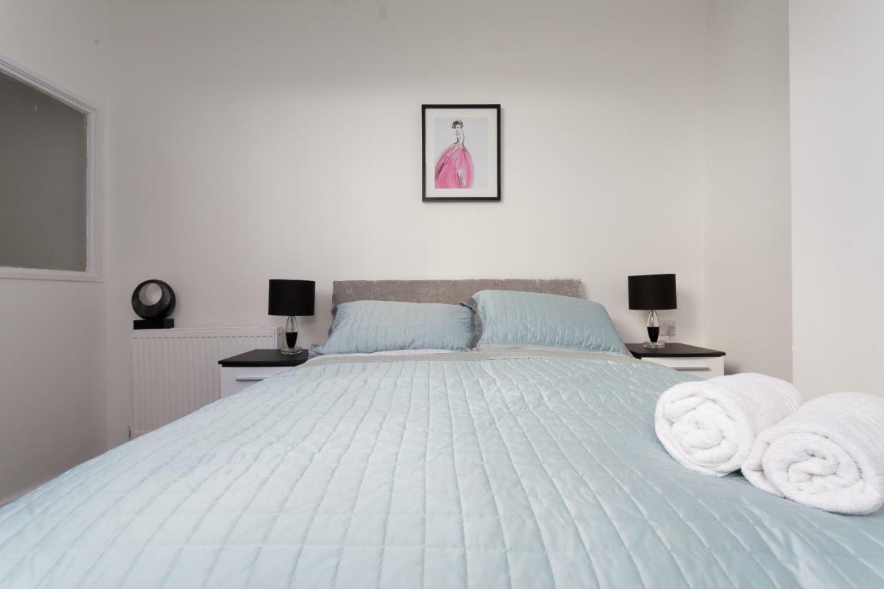 Clifton Bespoke Serviced Apartments Лидс Экстерьер фото